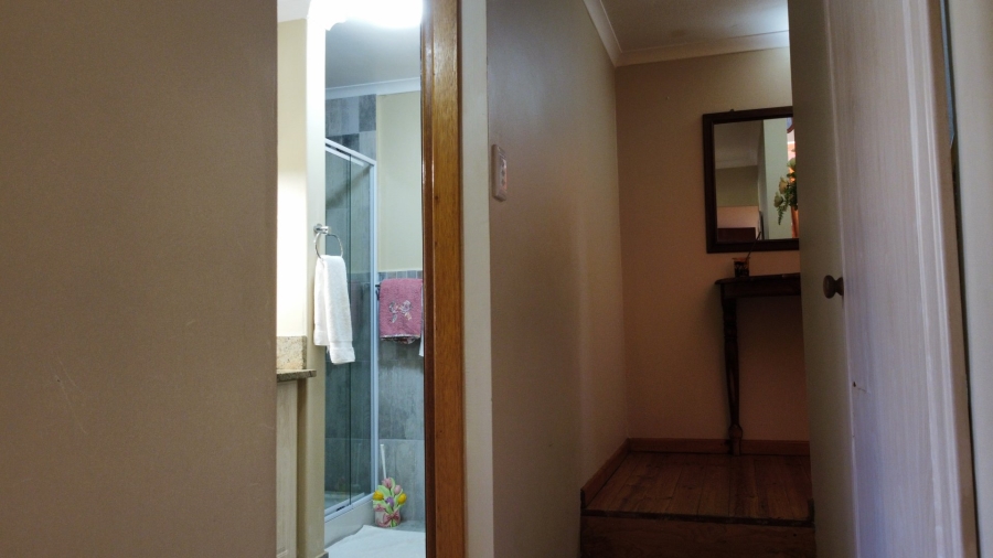 5 Bedroom Property for Sale in Hersham Western Cape